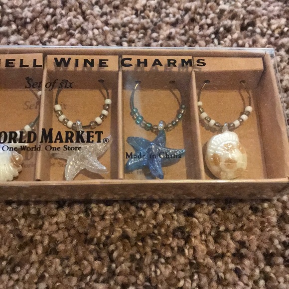 Glass Shell Wine Charms - Picture 3 of 3
